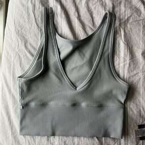 VEUC Lululemon Power Pivot Ribbed Gray